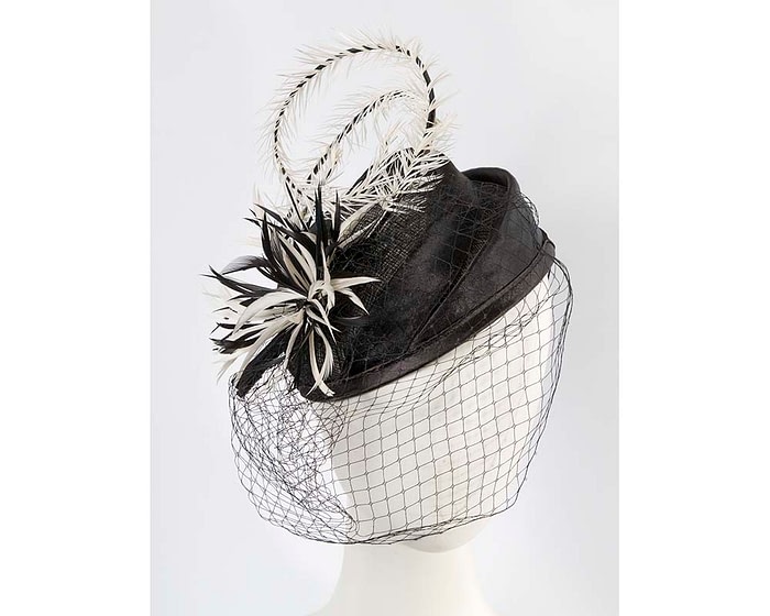 Black & white pillbox with face veil