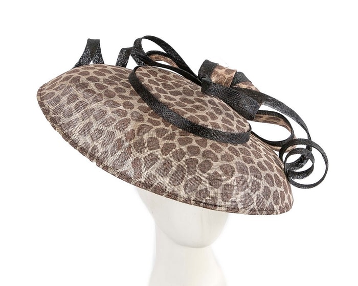 Wide brim sinamay fascinator hat