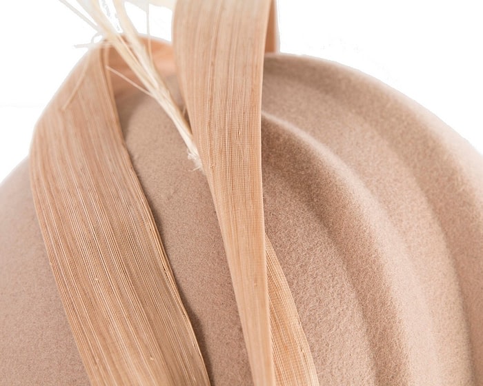 Designers nude felt hat by Fillies Collection - Image 6
