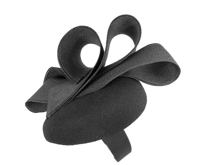 Black winter racing pillbox fascinator by Fillies Collection - Image 3