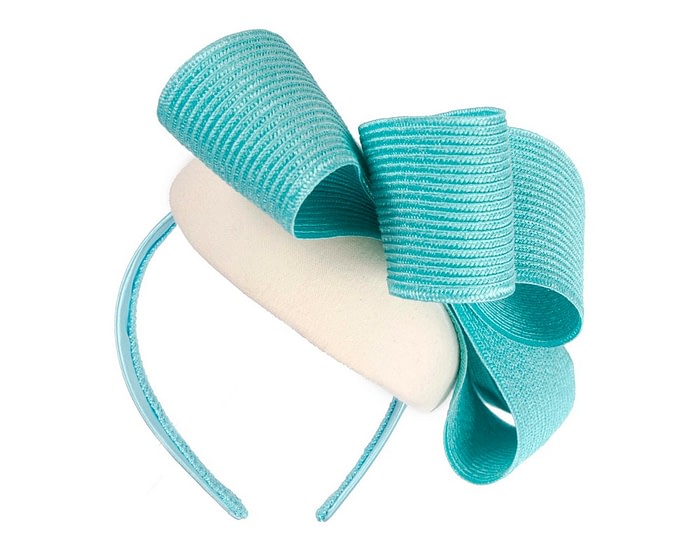 Cream & turquoise winter racing pillbox fascinator by Fillies Collection - Image 6