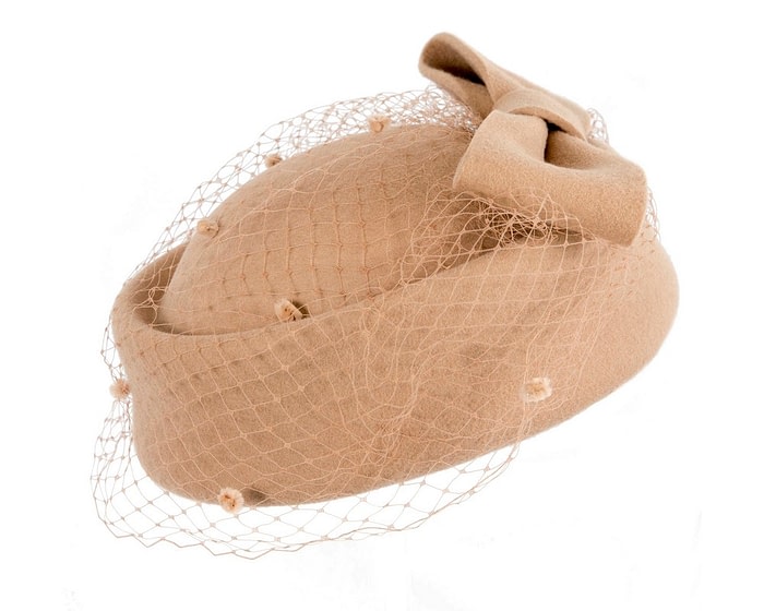 Large beige felt beret hat with veil - Image 3