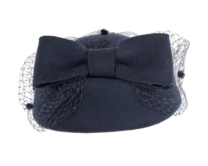 Large navy felt beret hat with veil - Image 6