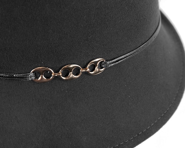 Black ladies felt fedora hat by Max Alexander - Image 5