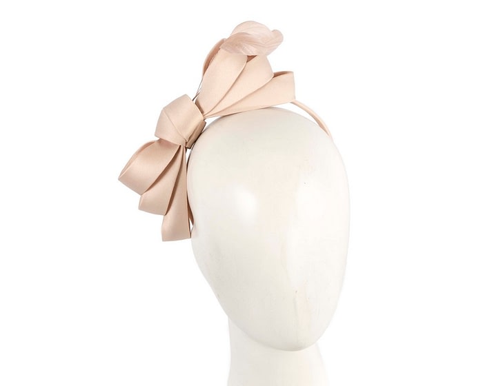 Fascinators Online - Nude bow racing fascinator by Max Alexander