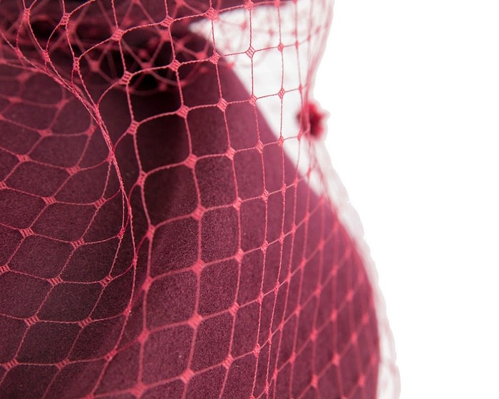 Large burgundy felt beret hat with veil - Image 4