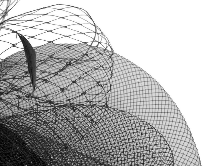 Black custom made cocktail hat - Image 5