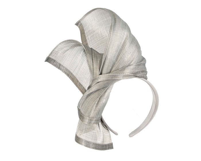 Silver twists of silk abaca fascinator by Fillies Collection - Image 2
