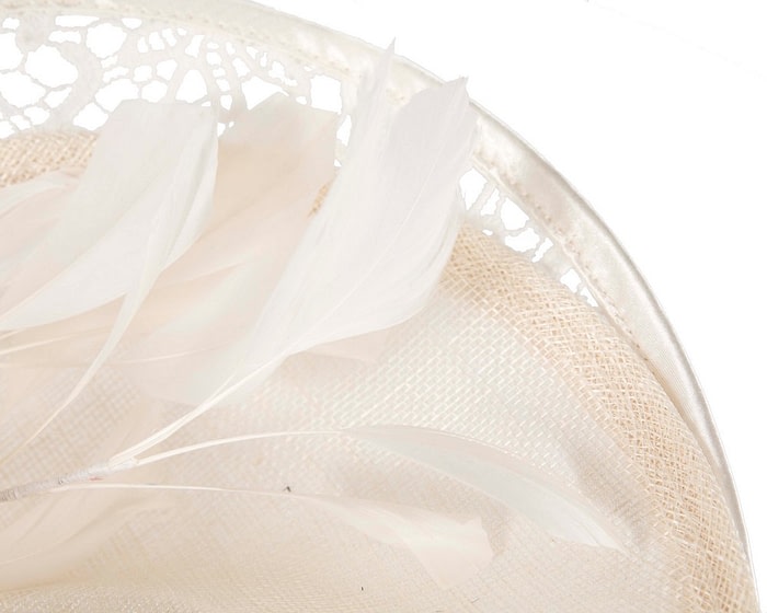 Cream sinamay & lace fascinator by Fillies Collection - Image 5