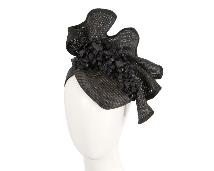 Bespoke black racing fascinator by Fillies Collection