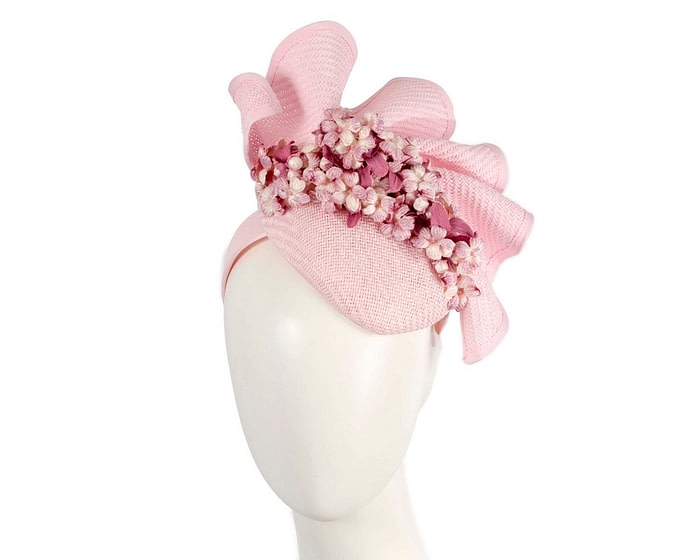 Bespoke pink racing fascinator by Fillies Collection
