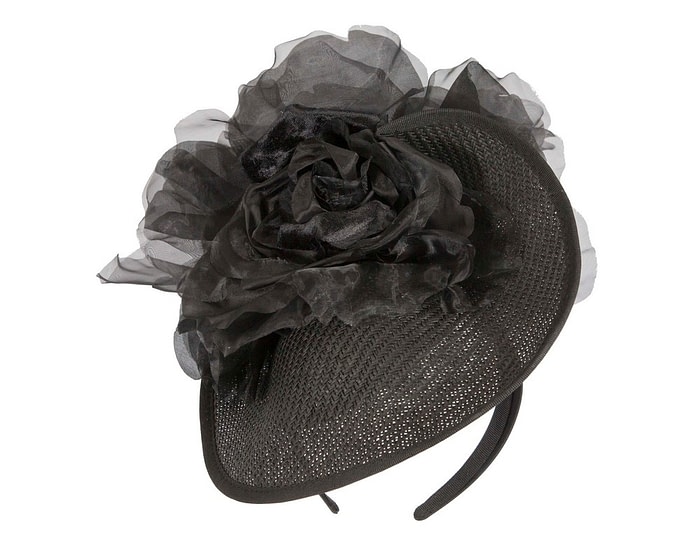 Black flower fascinator by Fillies Collection - Image 2