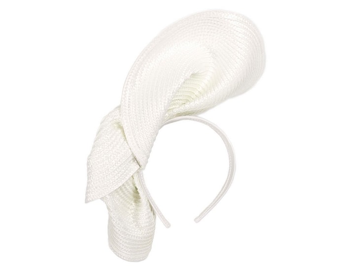Astonishing white & lime fascinator with orchids by Fillies Collection - Image 4