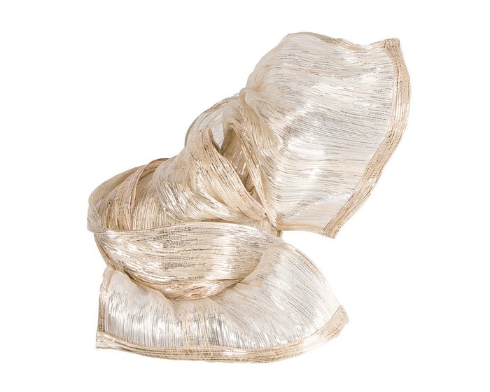 Silver silk abaca racing fascinator by Fillies Collection - Image 3