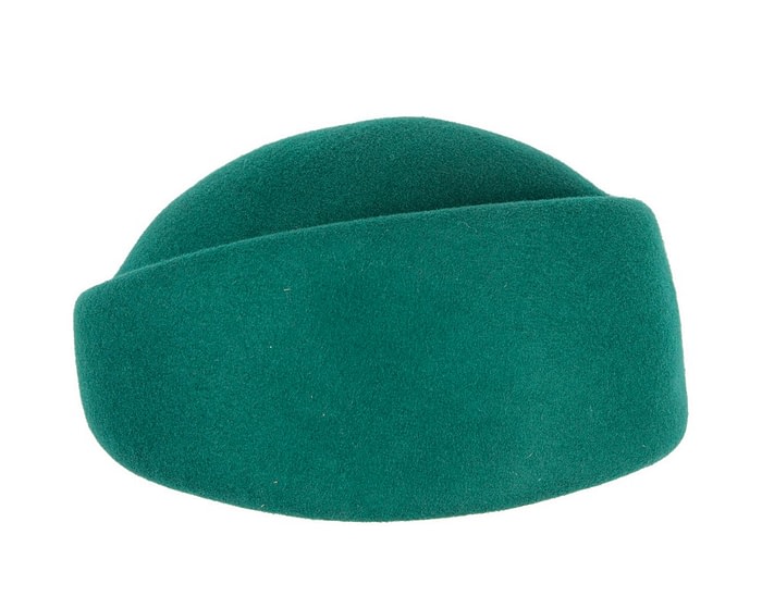 Designers green felt winter fashion hat by Max Alexander - Image 3