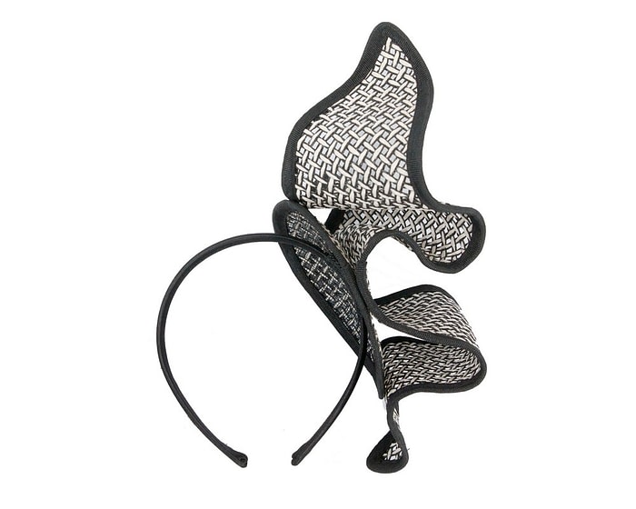 Patterned Black & White Max Alexander racing fascinator - Image 4