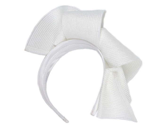 Stylish white fascinator by Max Alexander - Image 4