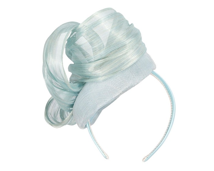 Light blue pillbox with bow by Fillies Collection S307 - Image 6