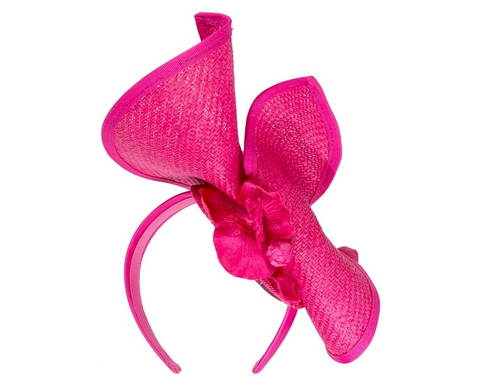 Fuchsia fascinator with orchid by Fillies Collection - Image 6