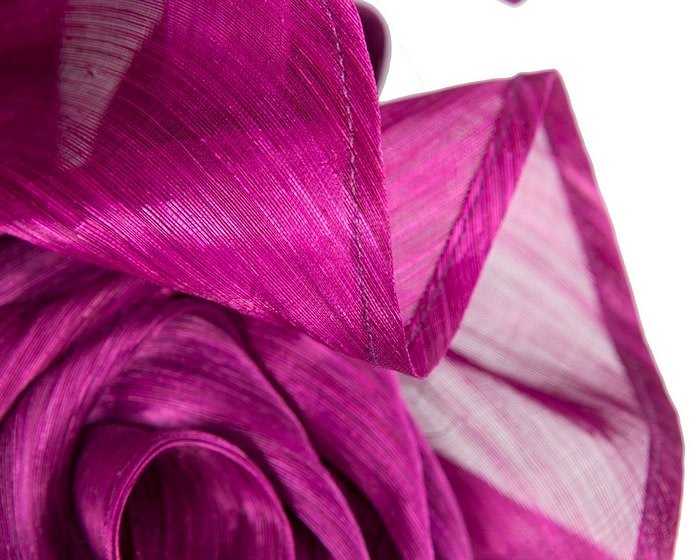 Maroon sculptured silk abaca fascinator by Fillies Collection - Image 3