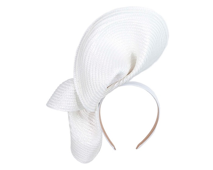Astonishing white fascinator with pink orchids by Fillies Collection - Image 4