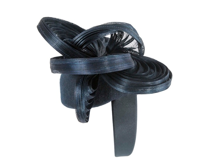 Exquisite navy winter racing fascinator by Fillies Collection - Image 4