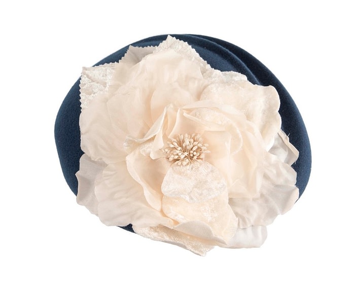 Navy Felt Beret Hat with Cream Flower - Image 4