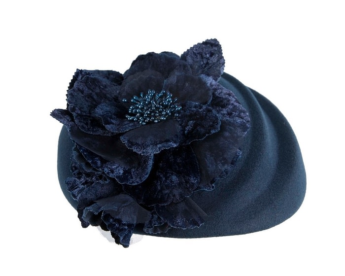 Navy Felt Beret Hat with Flower - Image 4