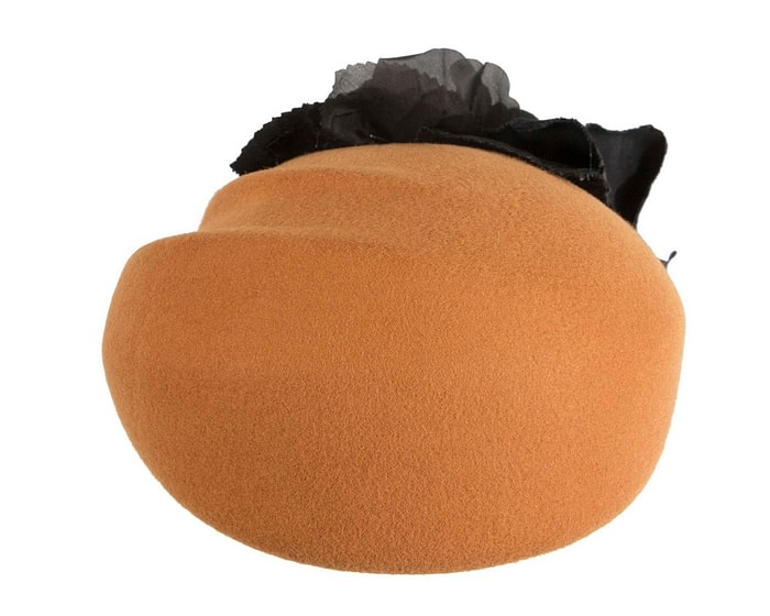 Rust Felt Beret Hat with Black Flower - Image 3