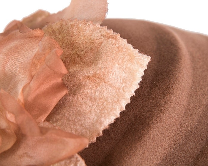 Taupe Felt Beret Hat with Flower - Image 5