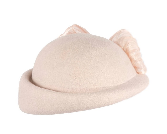 Bold Nude Felt Hat with Silk Abaca Bow - Image 3
