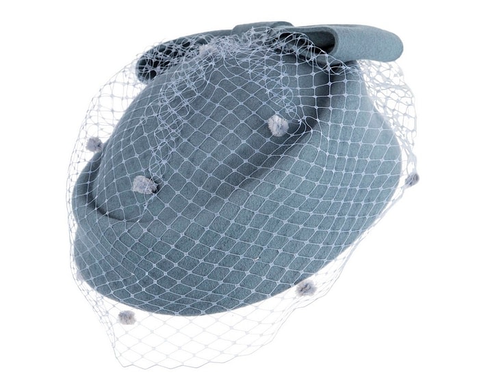 Large light blue felt beret hat with veil - Image 2