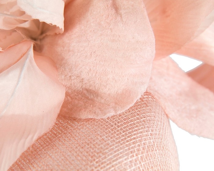 Tall pink pillbox fascinator with flower by Fillies Collection - Image 5