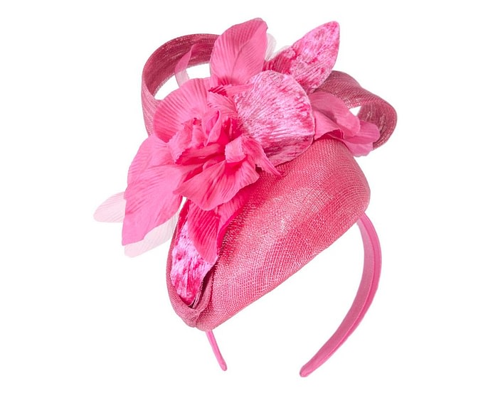Tall fuchsia pillbox fascinator with flower by Fillies Collection - Image 2