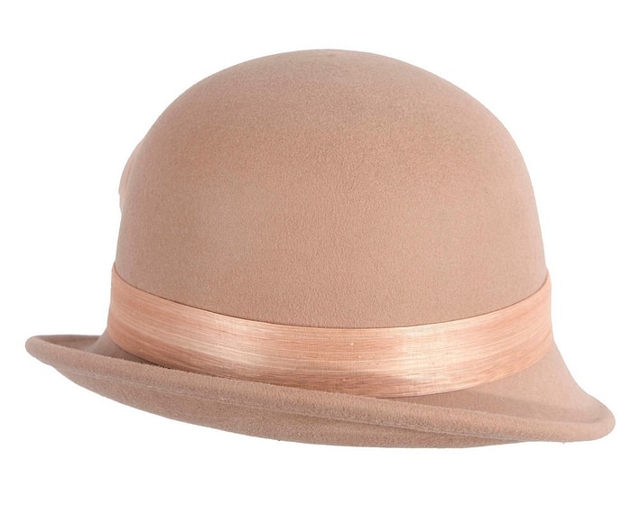 Camel beige winter fashion hat by Fillies Collection - Image 3