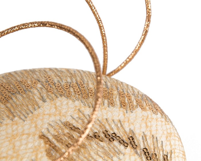 Cream & Gold fascinator by Fillies Collection - Image 5