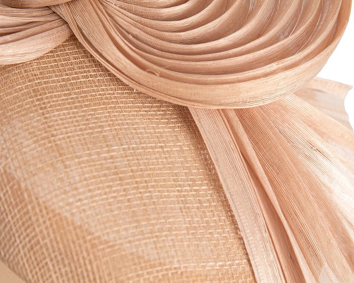 Exquisite nude spring racing fascinator by Fillies Collection - Image 5