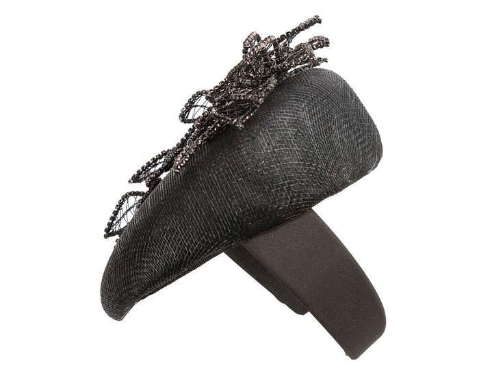 Black pillbox fascinator with jewellery by Fillies Collection - Image 4