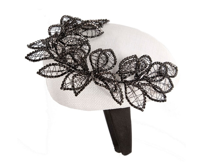 White & black pillbox fascinator with jewellery by Fillies Collection - Image 3