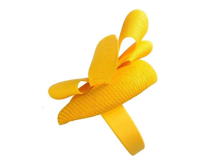 Yellow racing pillbox fascinator by Fillies Collection - Image 4