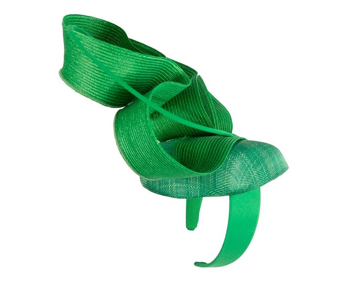 Designers green racing fascinator by Fillies Collection - Image 3