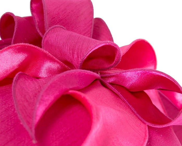 Exquisite Fuchsia fascinator by Max Alexander - Image 4
