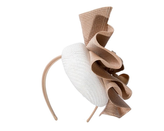 Bespoke white & nude racing fascinator by Fillies Collection - Image 6