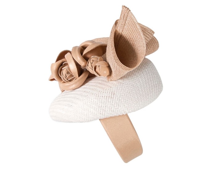 Bespoke white & nude racing fascinator by Fillies Collection - Image 3