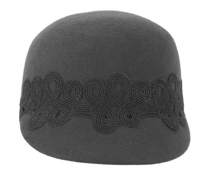 Fascinators Online - Black felt ladies cap with lace