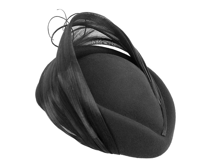 Fascinators Online - Black felt ladies fashion beret hat with feather by Fillies Collection