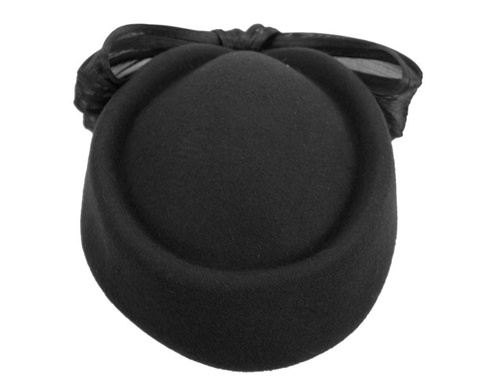 Fascinators Online - Black felt ladies fashion beret hat with bow by Fillies Collection