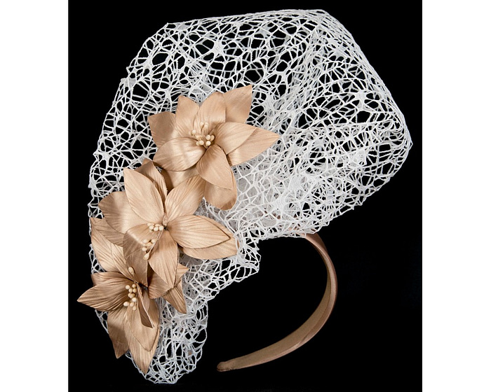 Fascinators Online - White & Gold designers racing fascinator by Fillies Collection