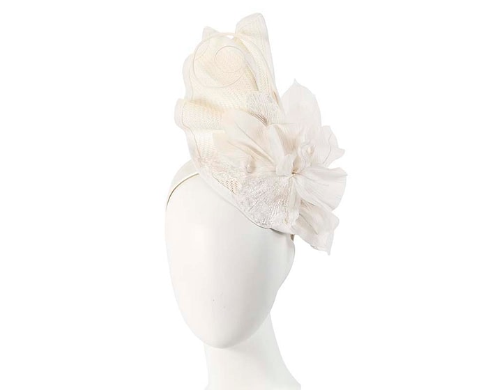 Fascinators Online - Bespoke white fascinator by Fillies Collection