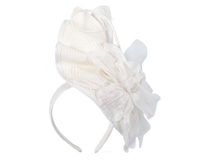 Fascinators Online - Bespoke white fascinator by Fillies Collection